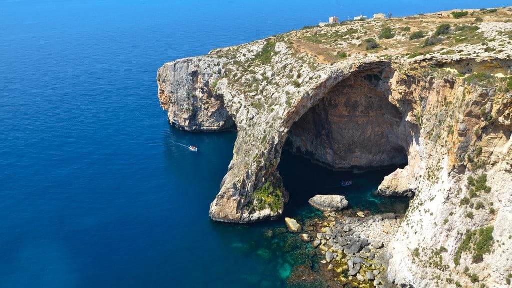 a voir a malte Blue Grotto