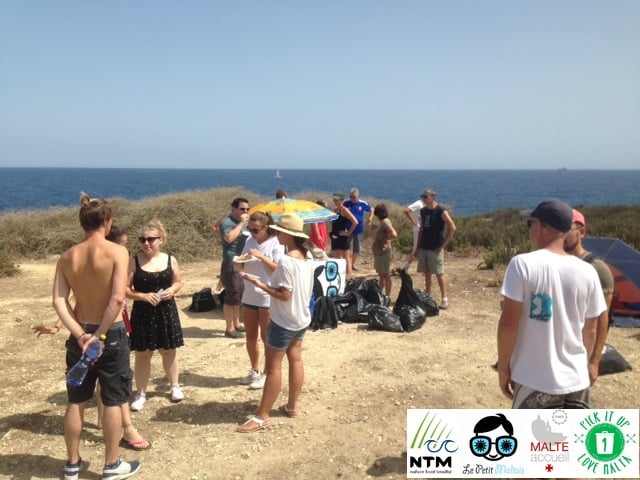 Nettoyage plage malte (5)